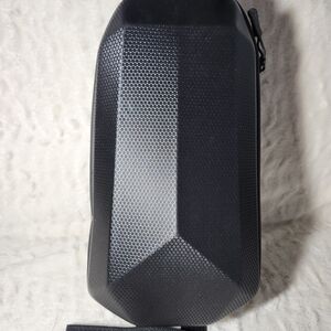 Black Geometric Hard Shell Case